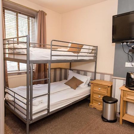 Dimple Well Lodge Hotel Wakefield Εξωτερικό φωτογραφία